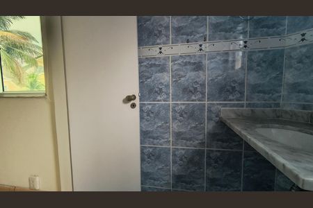 Casa de condomínio para alugar com 300m², 3 quartos e 3 vagas Casa de condomínio para alugar com 300m², 3 quartos e 3 vagasBanheiro da Suíte 2