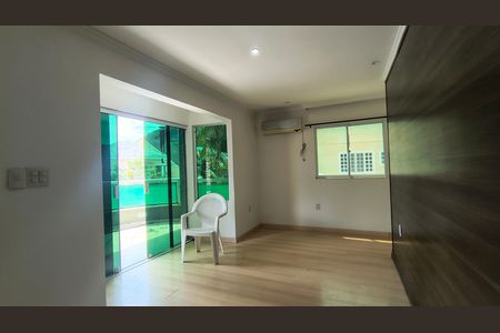 Casa de condomínio para alugar com 300m², 3 quartos e 3 vagas Casa de condomínio para alugar com 300m², 3 quartos e 3 vagasSuíte 1