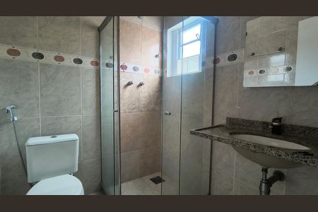 Casa de condomínio para alugar com 300m², 3 quartos e 3 vagas Casa de condomínio para alugar com 300m², 3 quartos e 3 vagasBanheiro da Suíte 3