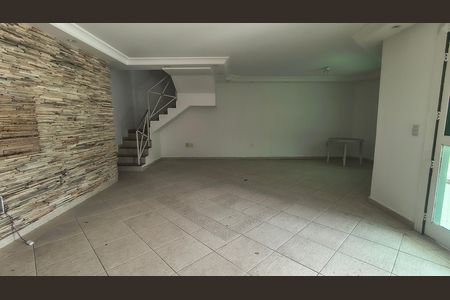 Casa de condomínio para alugar com 300m², 3 quartos e 3 vagas Casa de condomínio para alugar com 300m², 3 quartos e 3 vagasSala