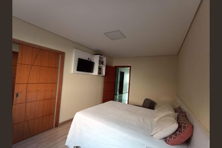 Casa à venda com 447m², 3 quartos e 2 vagas