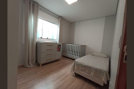 Casa à venda com 447m², 3 quartos e 2 vagas