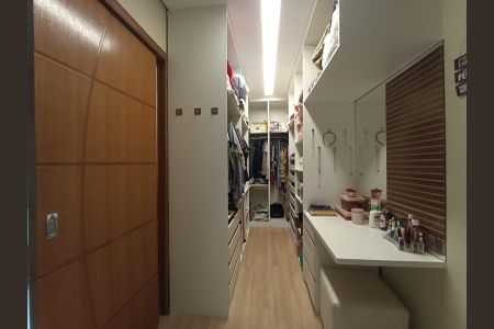 Casa à venda com 447m², 3 quartos e 2 vagas