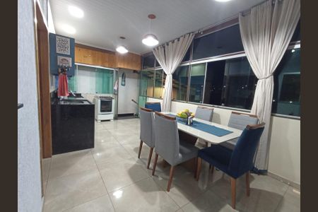 Casa à venda com 447m², 3 quartos e 2 vagas