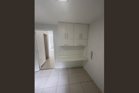 Casa de condomínio à venda com 135m², 2 quartos e 2 vagas Casa de condomínio à venda com 135m², 2 quartos e 2 vagasCozinha