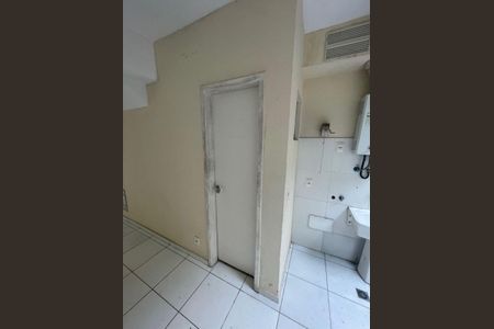 Casa de condomínio à venda com 135m², 2 quartos e 2 vagas Casa de condomínio à venda com 135m², 2 quartos e 2 vagasÁrea de serviço