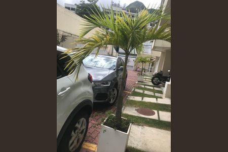 Casa de condomínio à venda com 135m², 2 quartos e 2 vagas Casa de condomínio à venda com 135m², 2 quartos e 2 vagasGaragem