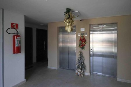 Apartamento para alugar com 65m², 2 quartos e 1 vagaHall