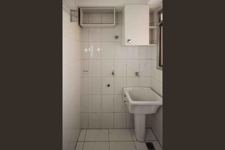 Apartamento para alugar com 65m², 2 quartos e 1 vagaÁrea de Serviço