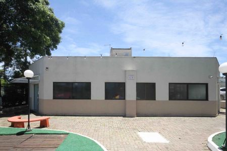 Apartamento para alugar com 65m², 2 quartos e 1 vagaÁrea comum - Salão de festas