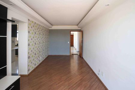 Sala de apartamento para alugar com 3 quartos, 70m² em Jardim Guairaca, São Paulo