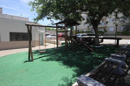 Apartamento para alugar com 65m², 2 quartos e 1 vagaÁrea comum - Playground