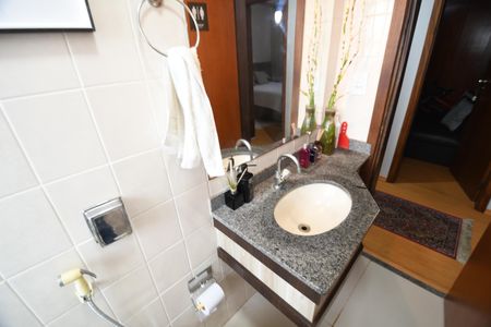 Apartamento à venda com 92m², 3 quartos e 2 vagasBanheiro Social