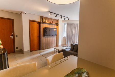Sala de apartamento à venda com 3 quartos, 93m² em Lourdes, Belo Horizonte