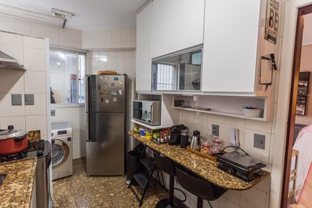 Apartamento à venda com 93m², 3 quartos e 2 vagasCozinha