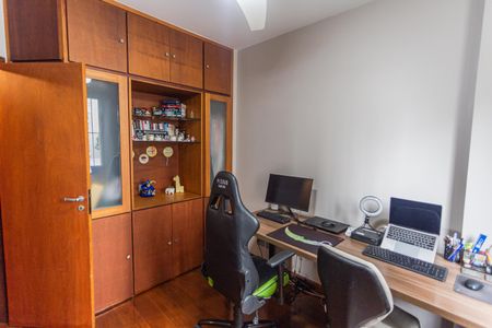 Apartamento à venda com 93m², 3 quartos e 2 vagasQuarto 3