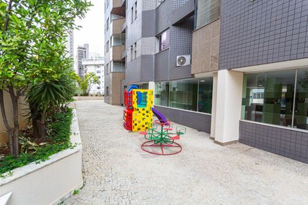 Apartamento à venda com 93m², 3 quartos e 2 vagasÁrea comum - Playground
