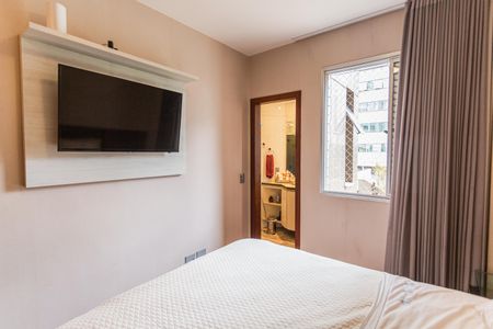 Apartamento à venda com 93m², 3 quartos e 2 vagasSuíte