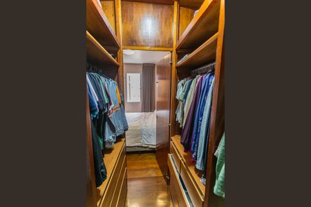 Apartamento à venda com 93m², 3 quartos e 2 vagasCloset da Suíte