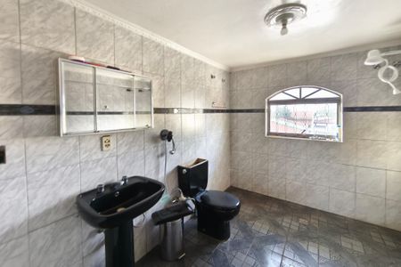 Casa à venda com 400m², 6 quartos e 3 vagasBanheiro Suíte 2