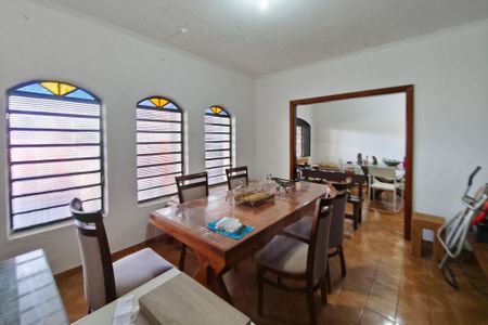 Casa à venda com 400m², 6 quartos e 3 vagasSala