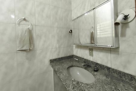 Casa à venda com 400m², 6 quartos e 3 vagasBanheiro Social