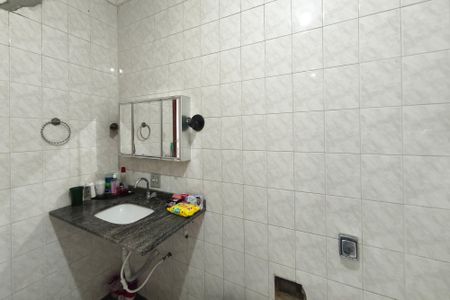 Casa à venda com 400m², 6 quartos e 3 vagasBanheiro Social 2
