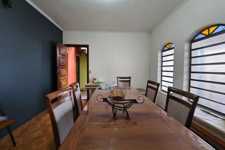 Sala de casa para alugar com 6 quartos, 400m² em Jardim do Lago, Campinas