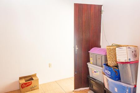 Quarto de Serviço de casa para alugar com 4 quartos, 120m² em Socorro, São Paulo