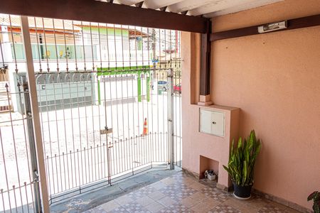 Garagem de casa para alugar com 4 quartos, 120m² em Socorro, São Paulo