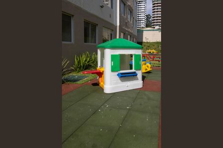 Apartamento para alugar com 31m², 2 quartos e sem vagaÁrea comum - Playground