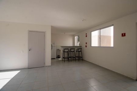 Apartamento para alugar com 31m², 2 quartos e sem vagaÁrea comum - Salão de festas