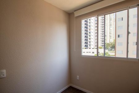 Quarto 2 de apartamento para alugar com 2 quartos, 31m² em Vila Suzana, São Paulo