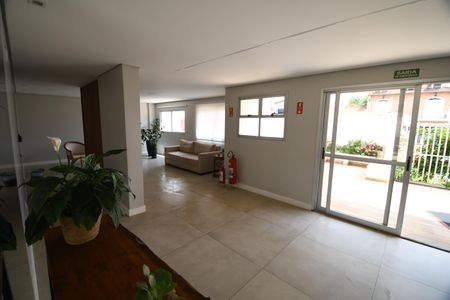 Apartamento à venda com 86m², 2 quartos e 2 vagasHall social