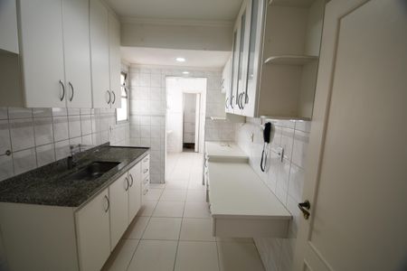 Apartamento à venda com 86m², 2 quartos e 2 vagasCozinha