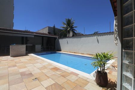 Casa para alugar com 600m², 4 quartos e 4 vagasQuintal