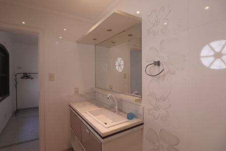 Casa para alugar com 600m², 4 quartos e 4 vagasBanheiro Suíte 2