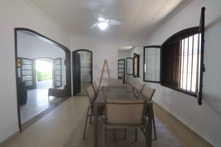 Casa para alugar com 600m², 4 quartos e 4 vagasSala