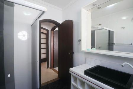 Casa para alugar com 600m², 4 quartos e 4 vagasBanheiro Social