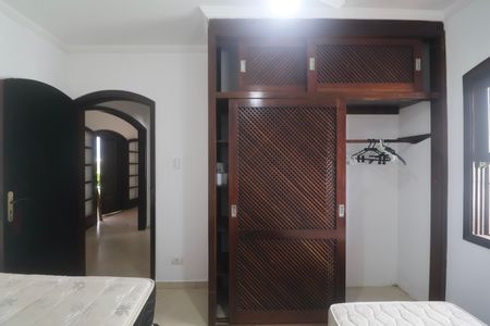 Casa para alugar com 600m², 4 quartos e 4 vagasQuarto