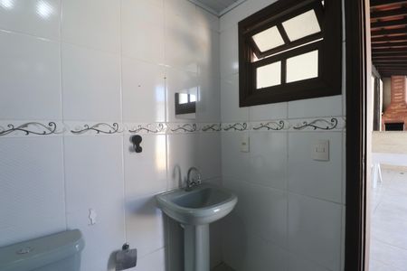 Casa para alugar com 600m², 4 quartos e 4 vagasBanheiro Social 2