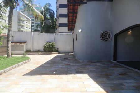 Varanda de casa para alugar com 4 quartos, 600m² em Loteamento Joao Batista Juliao, Guarujá