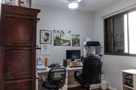Apartamento à venda com 280m², 4 quartos e 2 vagasQuarto 1