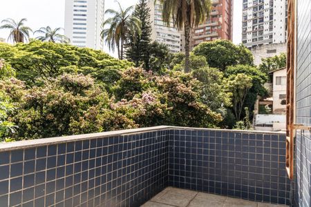 Apartamento à venda com 280m², 4 quartos e 2 vagasVaranda