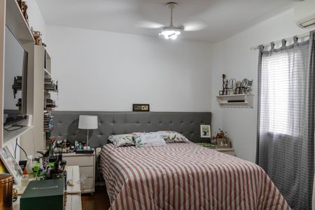 Apartamento à venda com 280m², 4 quartos e 2 vagasSuíte 1