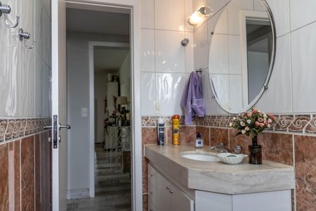 Apartamento à venda com 280m², 4 quartos e 2 vagasBanheiro Social