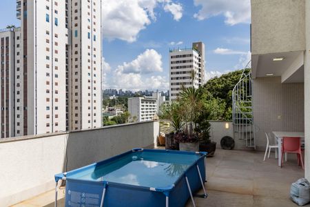 Apartamento à venda com 280m², 4 quartos e 2 vagasÁrea externa