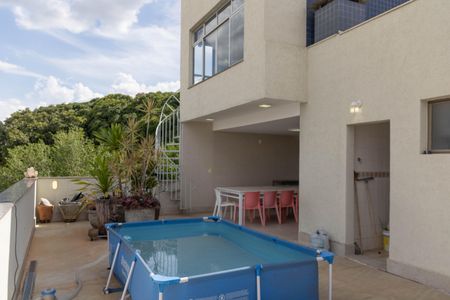 Apartamento à venda com 280m², 4 quartos e 2 vagasÁrea externa