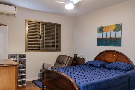 Apartamento à venda com 280m², 4 quartos e 2 vagasSuíte 2