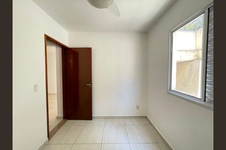 Apartamento para alugar com 47m², 2 quartos e 2 vagasQuarto 02